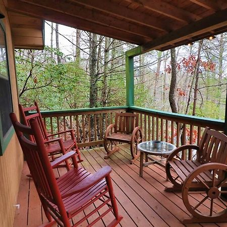 Alpine Mountain Sweetheart Cabin Jacuzzi #6 Helen Bagian luar foto
